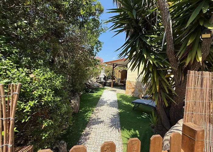 Studio de charme à 300 m de la Plage de Santa Giulia