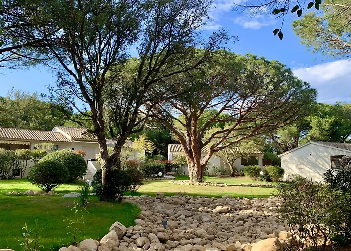 Les Pins de Santa Giulia